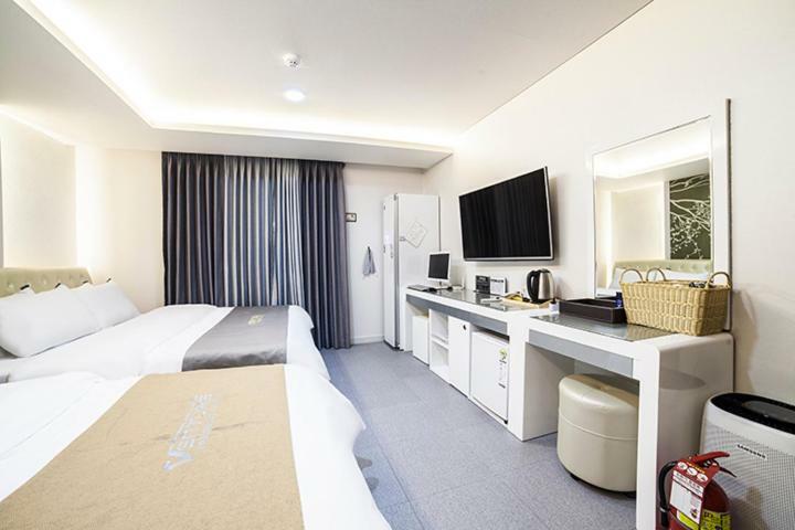 Venture Hotel Gwangju Metropolitan City Exteriör bild